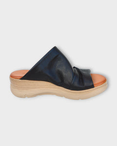 open toe cross front soft leather sandal-Enid-bl