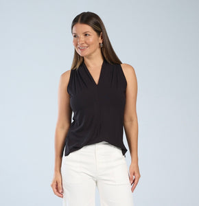 sleeveless slim v neck top-224