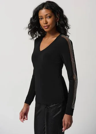 bead trim v neck top- 234278