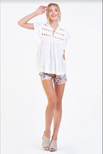 blouse-DSH1154B8WHT