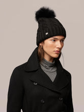 cable knit hat detach fur pom pom-Amalie-BX