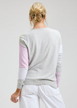 contrast stripe vee-ZP8431U