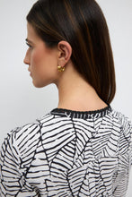 black/wht print tunic blouse with embroidered trim-ASA