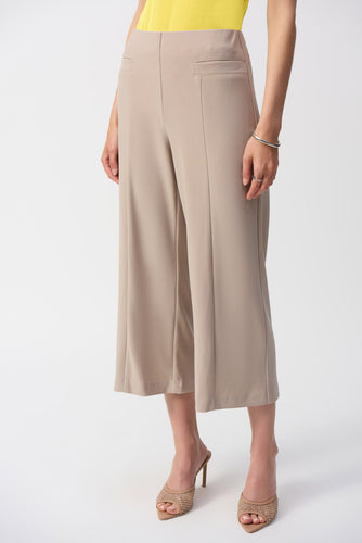 Wide leg gaucho pant- 251005