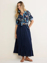 crinkle navy prt blouse-BNZM263614