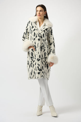 Plush coat with removable faux fur -253904