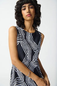 Blk/wht geometric print dress with ruched side hem - 242114