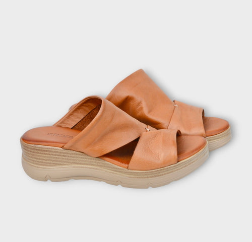 open toe cross front soft leather sandal-Enid-co