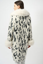 Plush coat with removable faux fur -253904