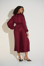 Full sleeve pleated dress with lace sleeve insets - 253775