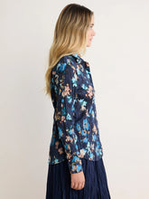 crinkle navy prt blouse-BNZM263614