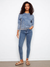 long sl top w flower applique-C1417