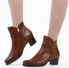 stretch buckle detail low boot-25304-29