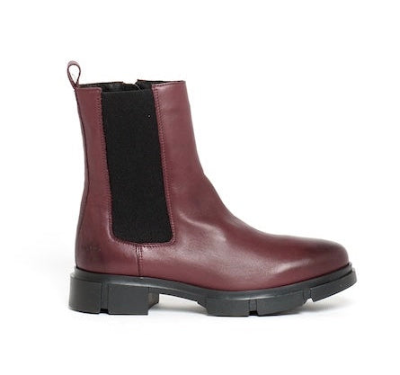 Zip up waterproof Chelsea boot  - Lock Bos & Co