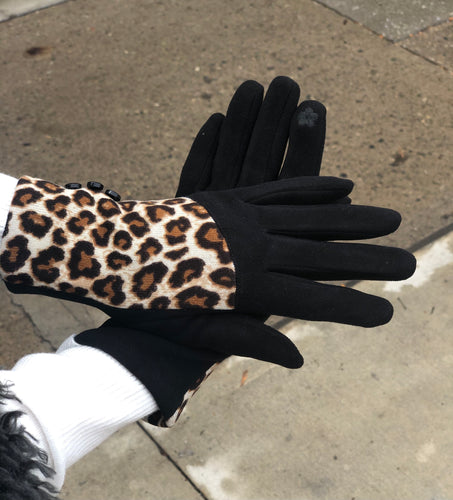 Black/animal print glove