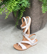 toe thong sandal with cushion footbed