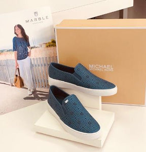 slip on loafer (avail in sand and chambray)